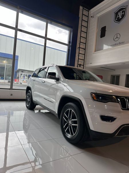 2018 Model Jeep Grand Cherokee Limited