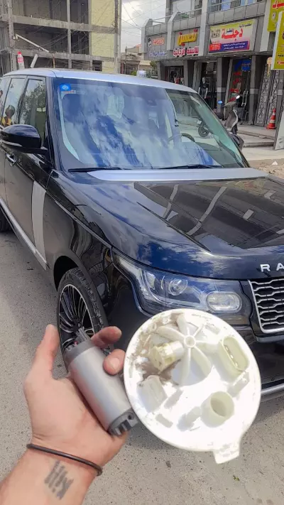 Range Rover petrol pump