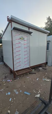 Caravans and warehouses are in operation