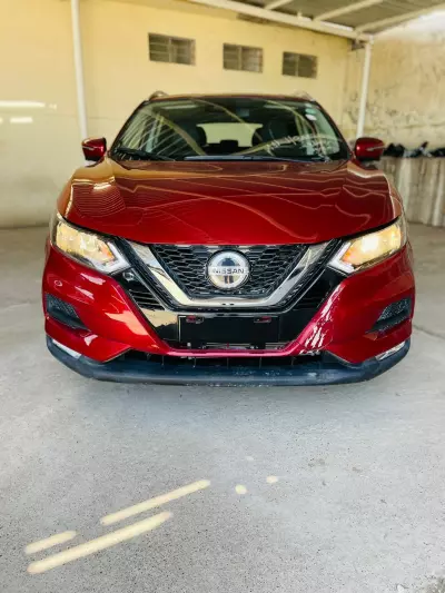 Nissan rogue car