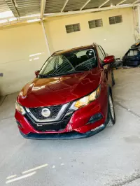 Nissan rogue car