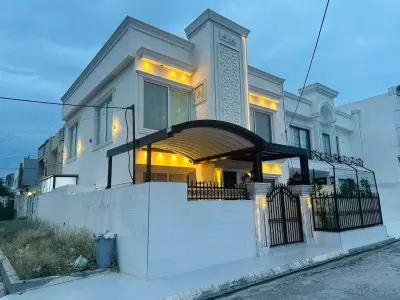 Detached House For Sale