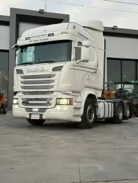 trailer head car