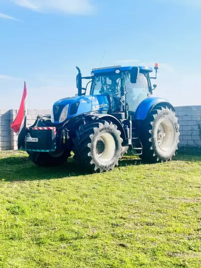 Tractor