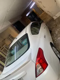 Nissan Sunny car