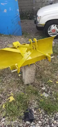 tractor bucket