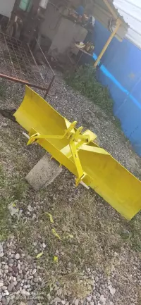 tractor bucket