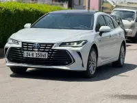 Toyota Avlon's car is for sale