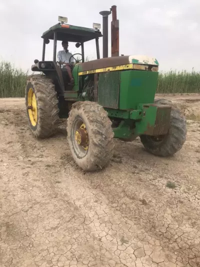 tractor