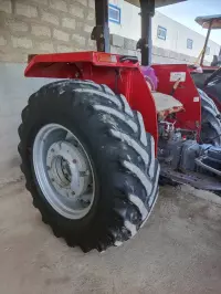 Tractor 