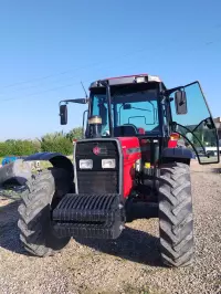Tractor 