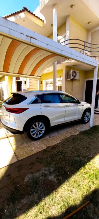 Infiniti car for sale