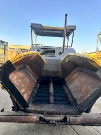 Asphalt spreader