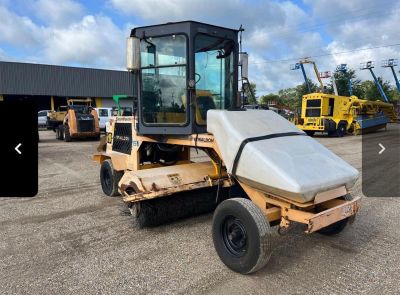 Street sweeper for sale
