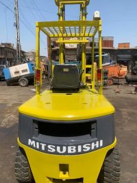Forklift