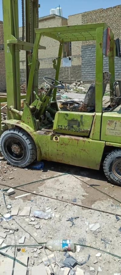 Forklift