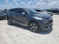 Kia Sportage car