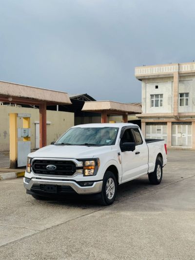 Ford car