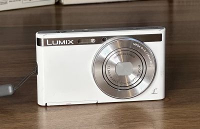 کامێرای lumix panasonic dz5