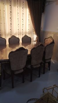 8 kraliyet sandalyeli yemek masası