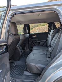 2023 Mitsubishi Outlander, ES