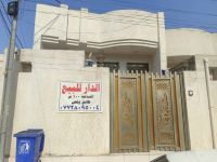 A one-and-a-half-storreinforcedconcretehouse,100squaremeters,withacleantitledeed.