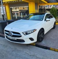 ئۆتۆمبێلێکی جۆری 220 مێرسیدس 2021