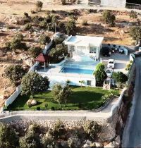 کێڵگە بۆ کرێ