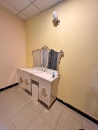 خانوو بۆ فرۆشتن