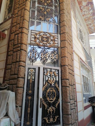 خانوو بۆ فرۆشتن