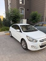 هیۆندا ئەکسێنت بۆ فرۆشتن.