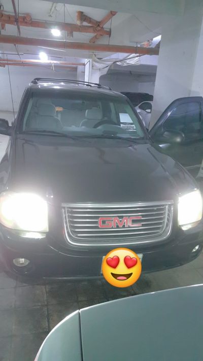 envoy 2009 model car